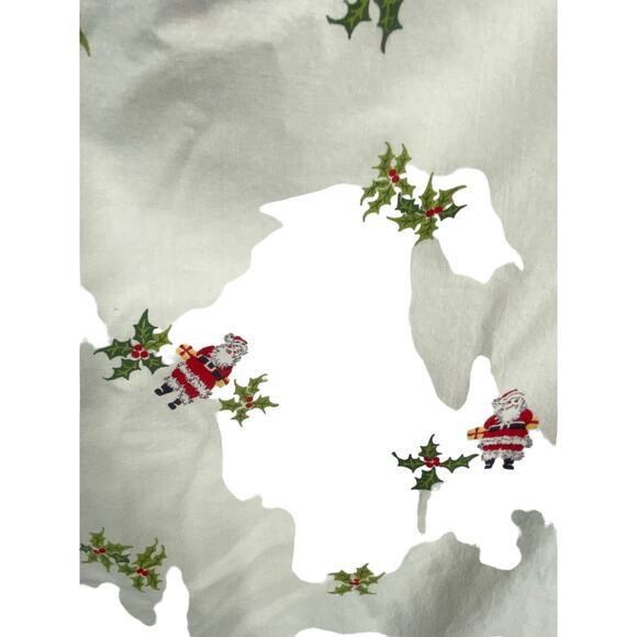Vintage 1970's Large 85x70 Christmas Tablet Cloth Santa Red White Wreath Holly - Picture 2 of 6
